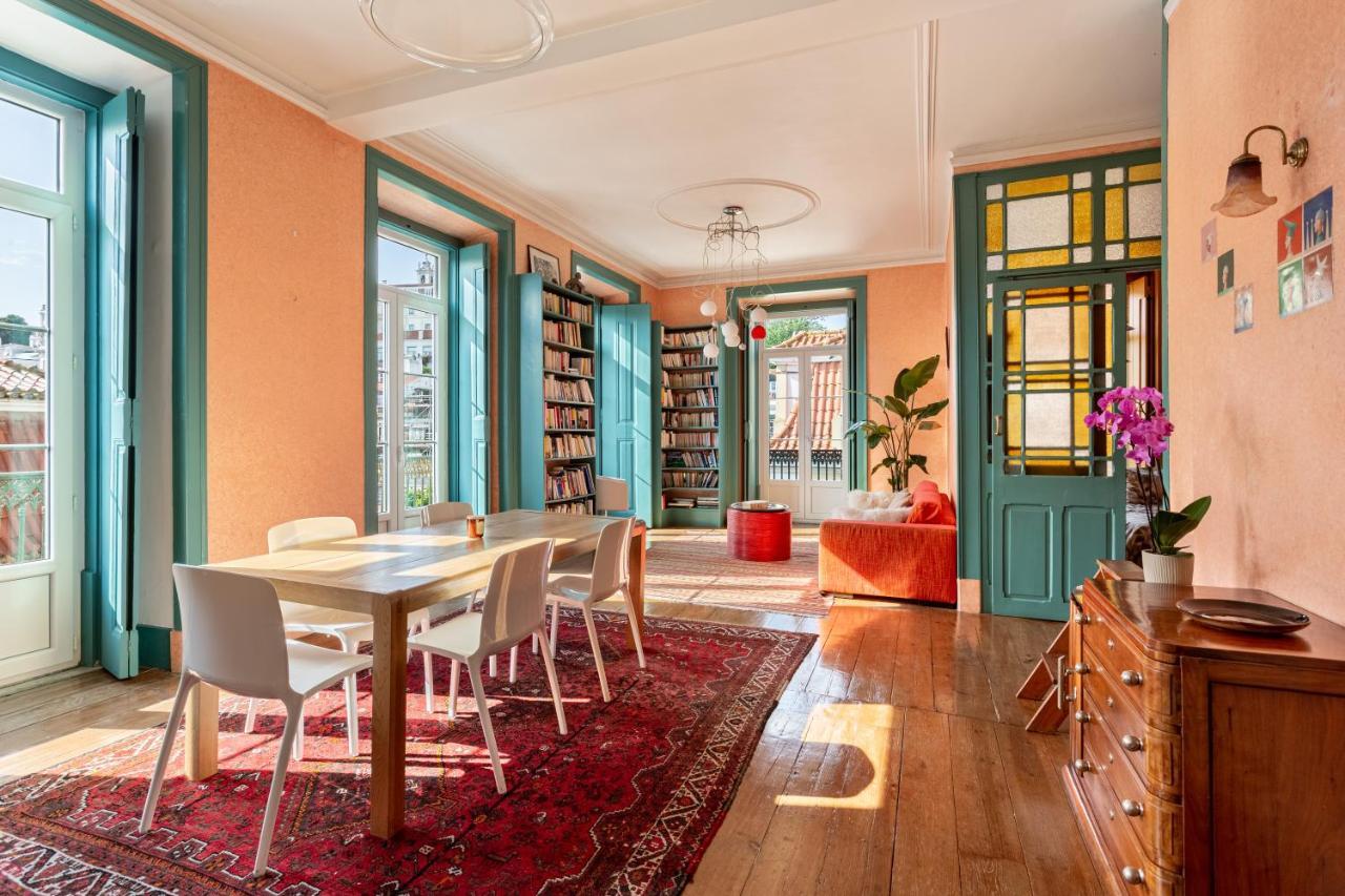 Joivy Vibrant 3-bed With Balcony Apartamento