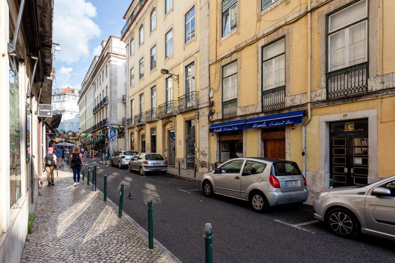 Joivy Vibrant 3-bed With Balcony Apartamento *